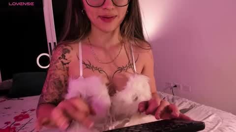 Ari online show from February 16, 3:15 am