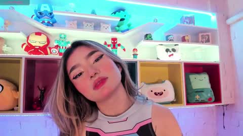 Ari online show from March 2, 3:24 am