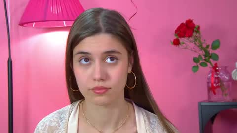 Ariana online show from February 7, 7:06 pm