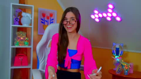 Ariana online show from April 16, 6:09 pm