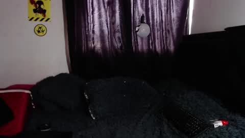 help me 100 hands up my OF is Free  online show from December 24, 7:44 pm