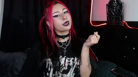 help me 100 hands up my OF is Free  online show from January 28, 4:39 am