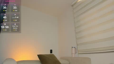 Snapshot of arianna_0 chatting on April 18, 12:53 pm arianna_0 online show from April 18, 12:53 pm