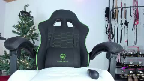 Arianna Connor online show from December 4, 4:48 pm