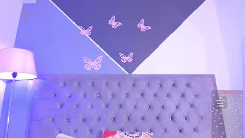 Snapshot of arianna_daviss chatting on February 11, 3:08 am online show from February 11, 3:08 am