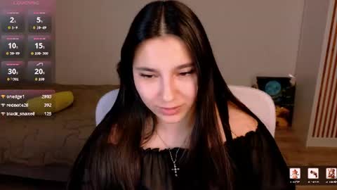 Snapshot of arianna_grend chatting on June 18, 6:01 pm Arianna online show from June 18, 6:01 pm