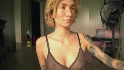 Olivka online show from March 11, 9:02 am