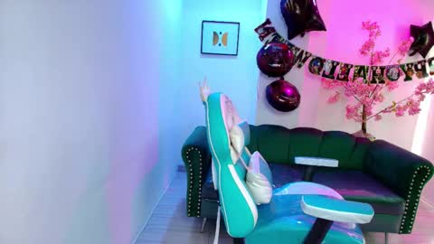 arianna_sweeet online show from October 31, 3:29 am