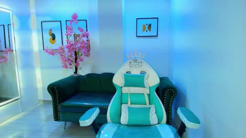 arianna_sweeet online show from November 13, 3:27 am