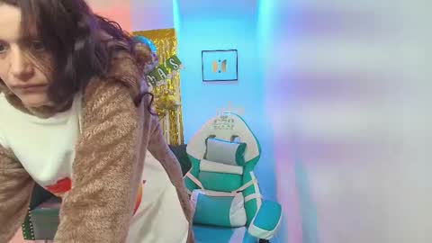 arianna_sweeet online show from December 23, 3:37 am