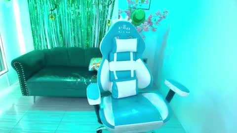 arianna_sweeet online show from March 19, 4:16 am