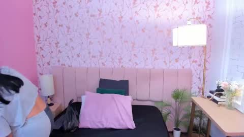 Arianna online show from December 17, 12:00 pm