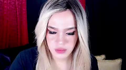 ARIANNE CUMS  online show from January 20, 5:59 pm