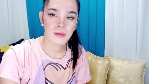 ARIANNE CUMS  online show from March 24, 8:08 am