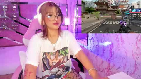 Aria online show from November 22, 2:05 pm