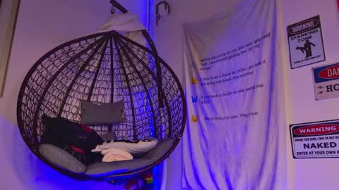 Aria online show from April 9, 9:31 pm