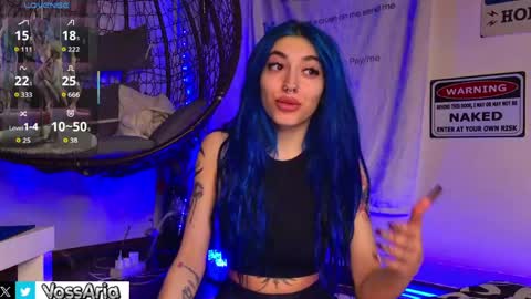 Snapshot of ariavossx chatting on April 21, 9:50 pm Aria online show from April 21, 9:50 pm