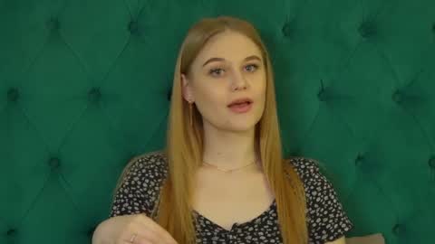 Aria online show from December 1, 5:40 pm