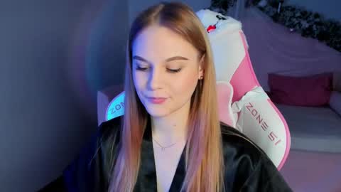 Aria online show from December 21, 4:14 pm