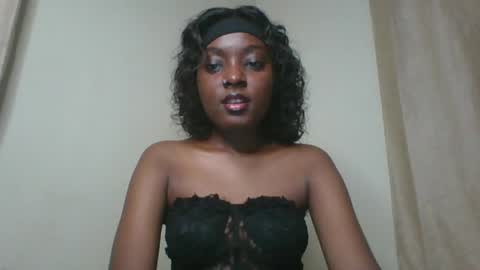 Snapshot of ariax_a chatting on April 27, 5:55 pm Tight pussy online show from April 27, 5:55 pm