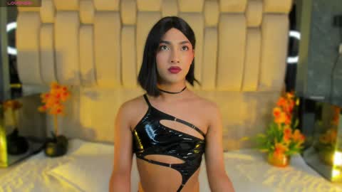 Snapshot of aribloom7 chatting on May 24, 7:41 pm Welcome to Ari room online show from May 24, 7:41 pm