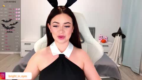 Ariel online show from November 1, 2:02 am