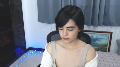 Snapshot of ariel_pinkdiamond chatting on June 8, 2:01 am Ariel Pink Diamond online show from June 8, 2:01 am