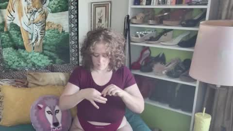 Arielle Ari online show from November 4, 4:06 pm