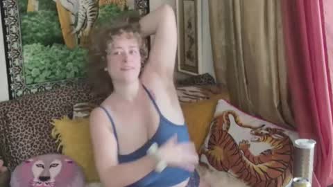 Arielle Ari online show from February 10, 6:45 pm