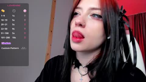 Ariel online show from December 11, 5:26 pm