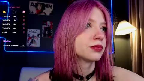 Snapshot of arielabradberry chatting on April 25, 10:29 am Ariel online show from April 25, 10:29 am