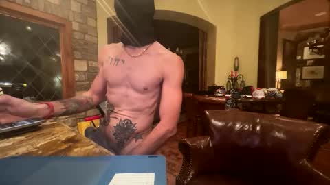 arielchape501 online show from March 15, 1:50 pm