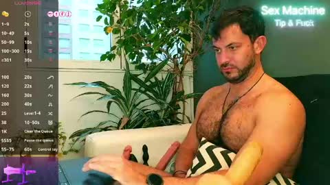 Ariel online show from April 16, 11:00 am