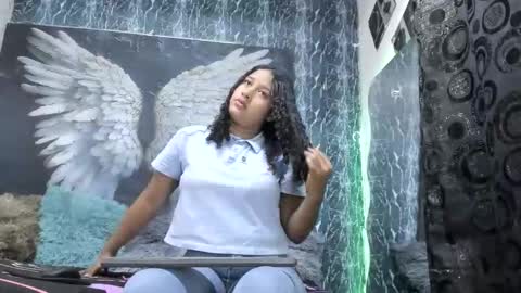 arielis_xxx online show from March 18, 2:09 pm