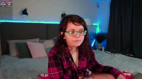 Ariell Mini online show from April 1, 5:52 am