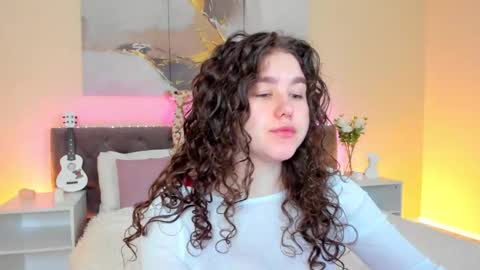 Ariella GTM3  Tue Wed Thu Fri Sat  0400 am-1030pm online show from December 9, 1:07 am