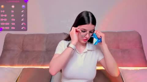 Ariella online show from February 18, 6:04 am