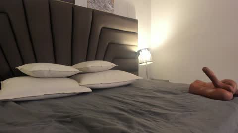 Ariel  online show from December 3, 6:37 am