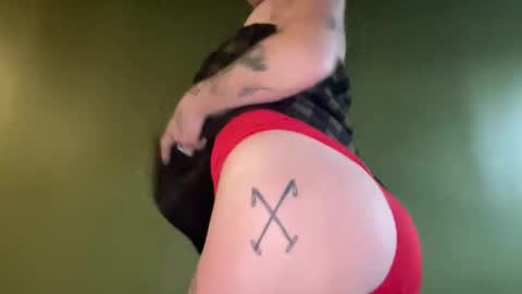 ariel  colin when hes here online show from January 17, 3:17 pm