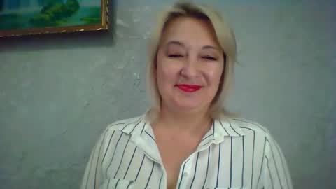 ArielXLoveresss online show from June 1, 8:27 am