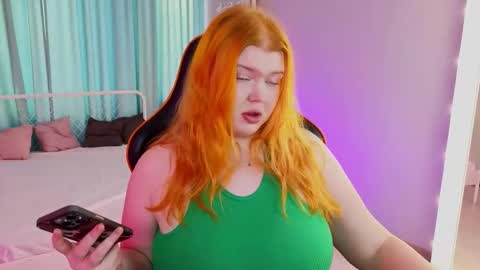 Adele online show from February 3, 11:48 am