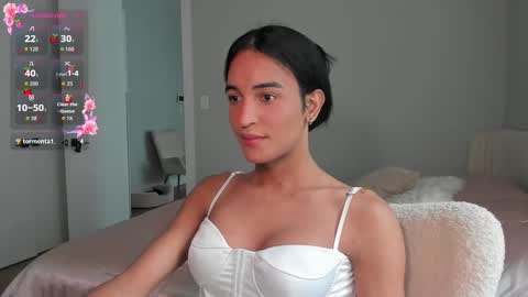 Snapshot of ariia1_ chatting on September 10, 2:28 pm Aria online show from September 10, 2:28 pm