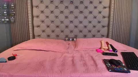 Snapshot of ariiadana chatting on September 9, 6:07 pm ARIANA online show from September 9, 6:07 pm
