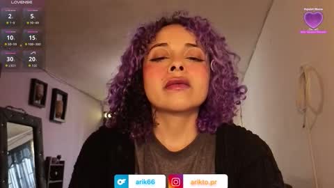 Arin online show from September 24, 3:59 pm