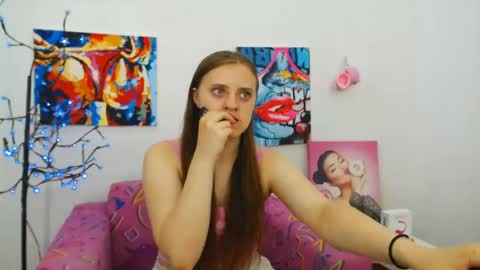 Snapshot of arinabelle chatting on June 22, 1:08 pm arinabelle online show from June 22, 1:08 pm