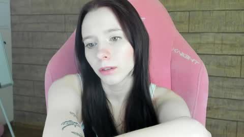 Snapshot of arinakubrick chatting on May 27, 5:54 pm Arinakubrick online show from May 27, 5:54 pm