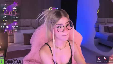 Ari  online show from October 22, 11:15 pm