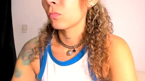 Erik online show from December 9, 2:02 am