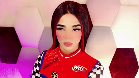 Snapshot of arishadarfu chatting on January 30, 12:07 am ArisaDarfu online show from January 30, 12:07 am