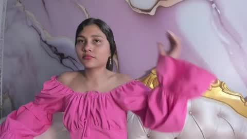 Snapshot of aristena_wow chatting on June 1, 6:31 pm A R I S online show from June 1, 6:31 pm